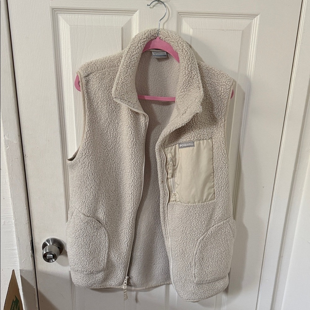 Columbia Off-White Fleece Vest